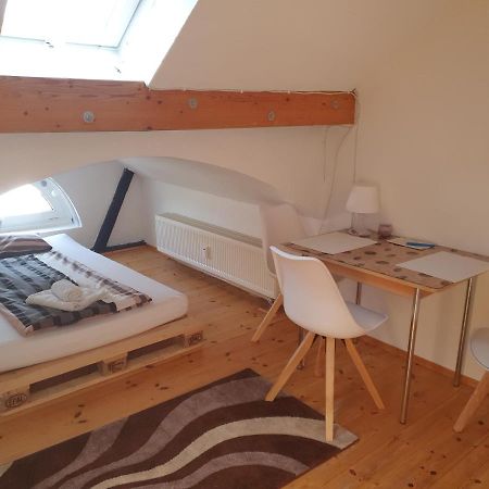 Hotel, Ferienwohnung, Zimmer Bad Driburg Exteriör bild